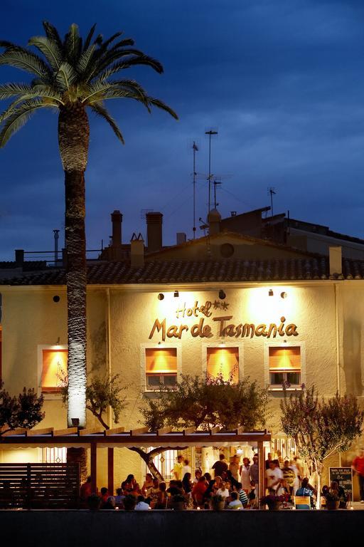 Hotel Mar De Tasmania - Auto Check-In La Bisbal d'Emporda Exterior photo